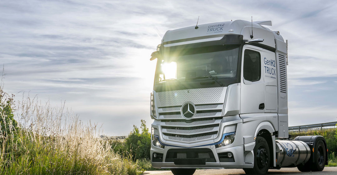 Masdar und Daimler Truck wollen grünen Flüssigwasserstoff nach Europa bringen