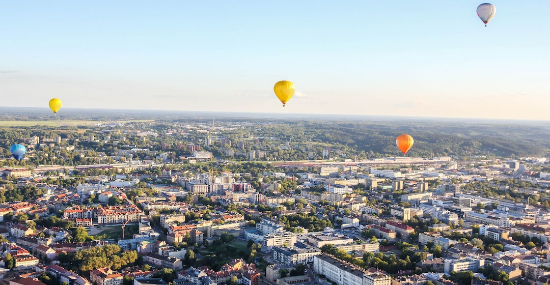 MT Group baut in Vilnius Elektrolyseur für Brennstoffzellen-Busse