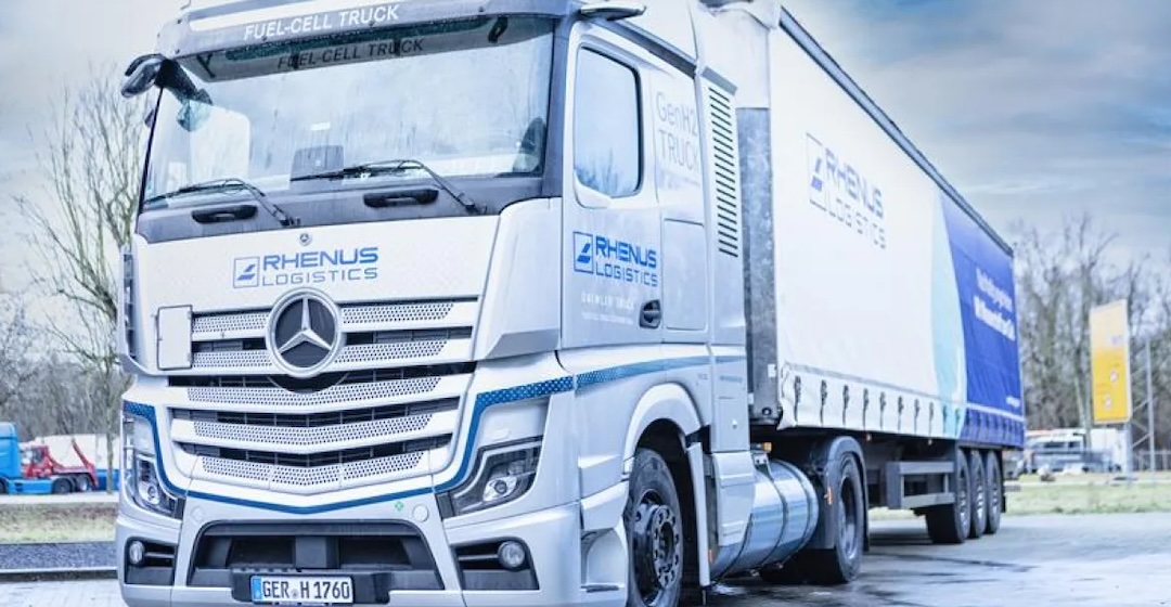 Logistiker Rhenus testet Brennstoffzellen-Lkw von Daimler Truck