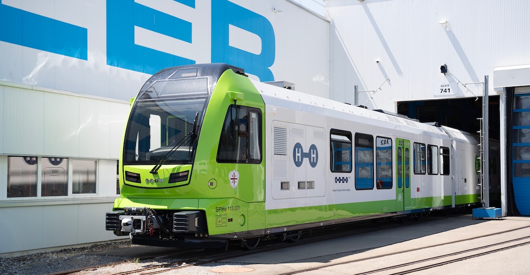 Stadler baut Zug mit Wasserstoffantrieb für Sardiniens Schmalspurstrecken